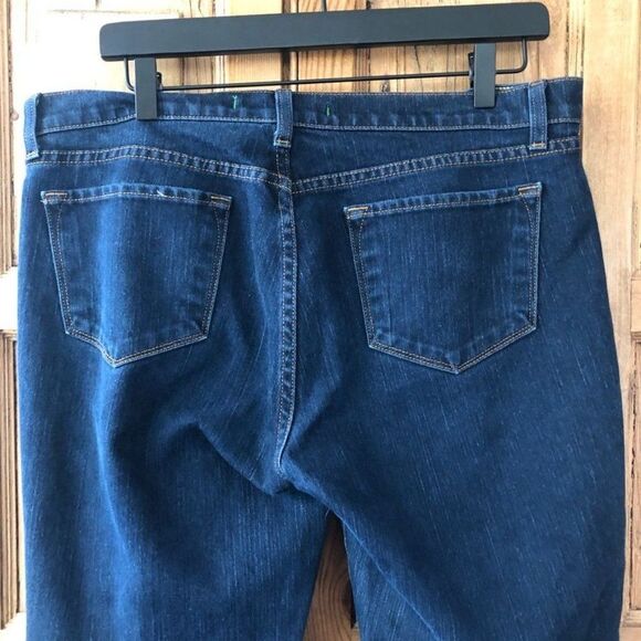 J. Brand Women's Size 32 Dark Wash Blue Bootcut Jeans Denim Flare Classic‎ - Picture 6 of 9